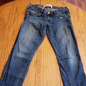 HOLLISTER WOMENS JEANS SIZE 3S (26 waist)